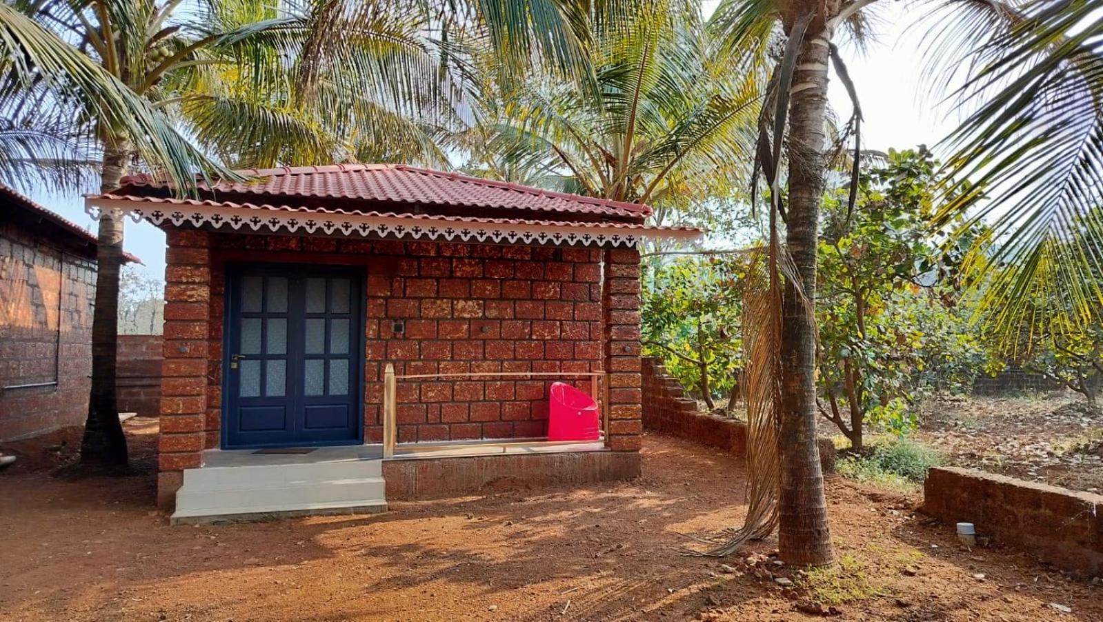 Saka Kadams Home Stay Guhāgar Buitenkant foto
