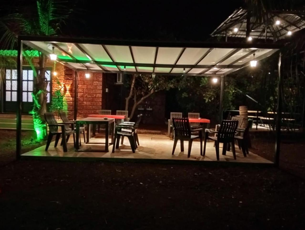 Saka Kadams Home Stay Guhāgar Buitenkant foto