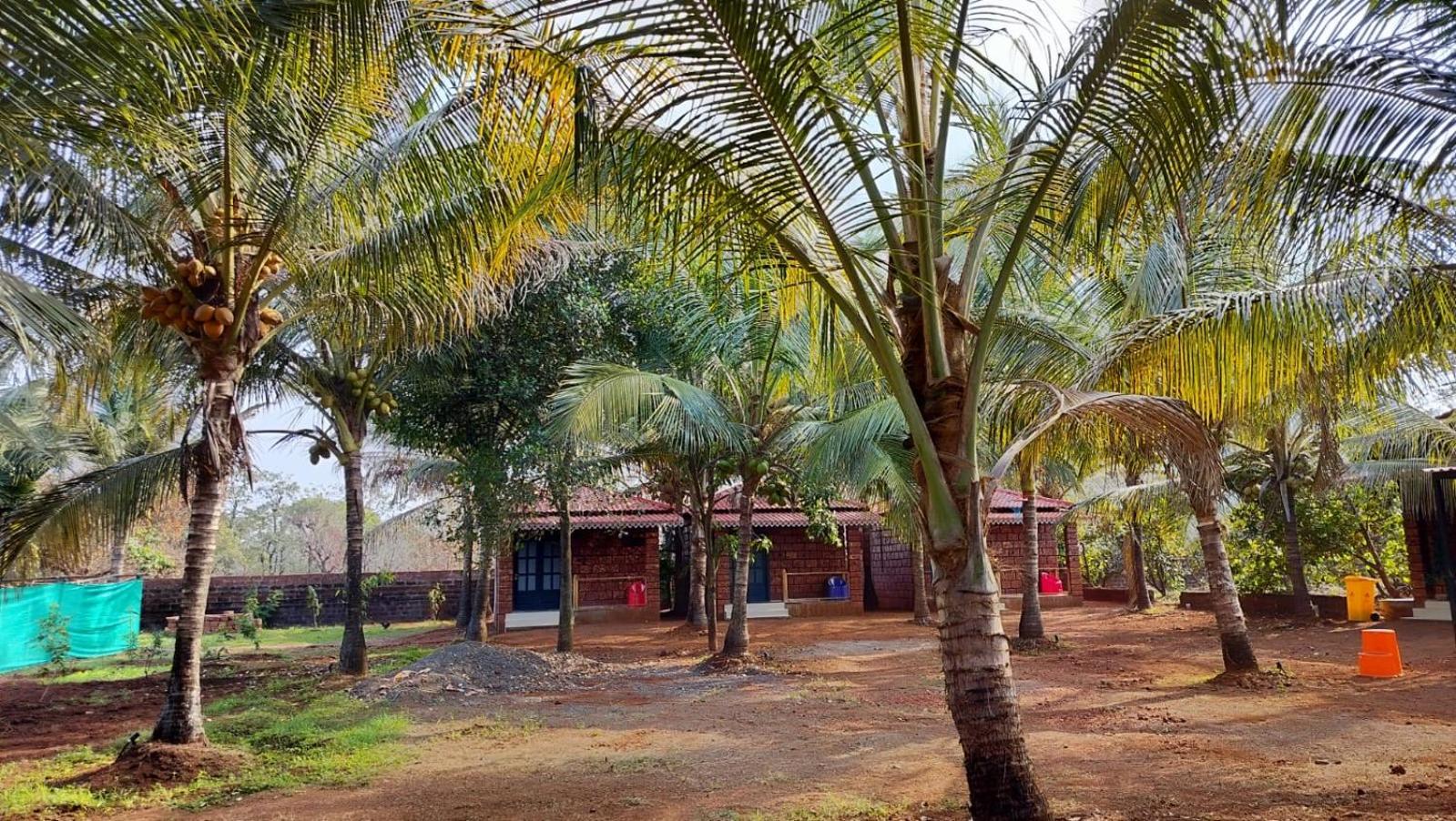 Saka Kadams Home Stay Guhāgar Buitenkant foto