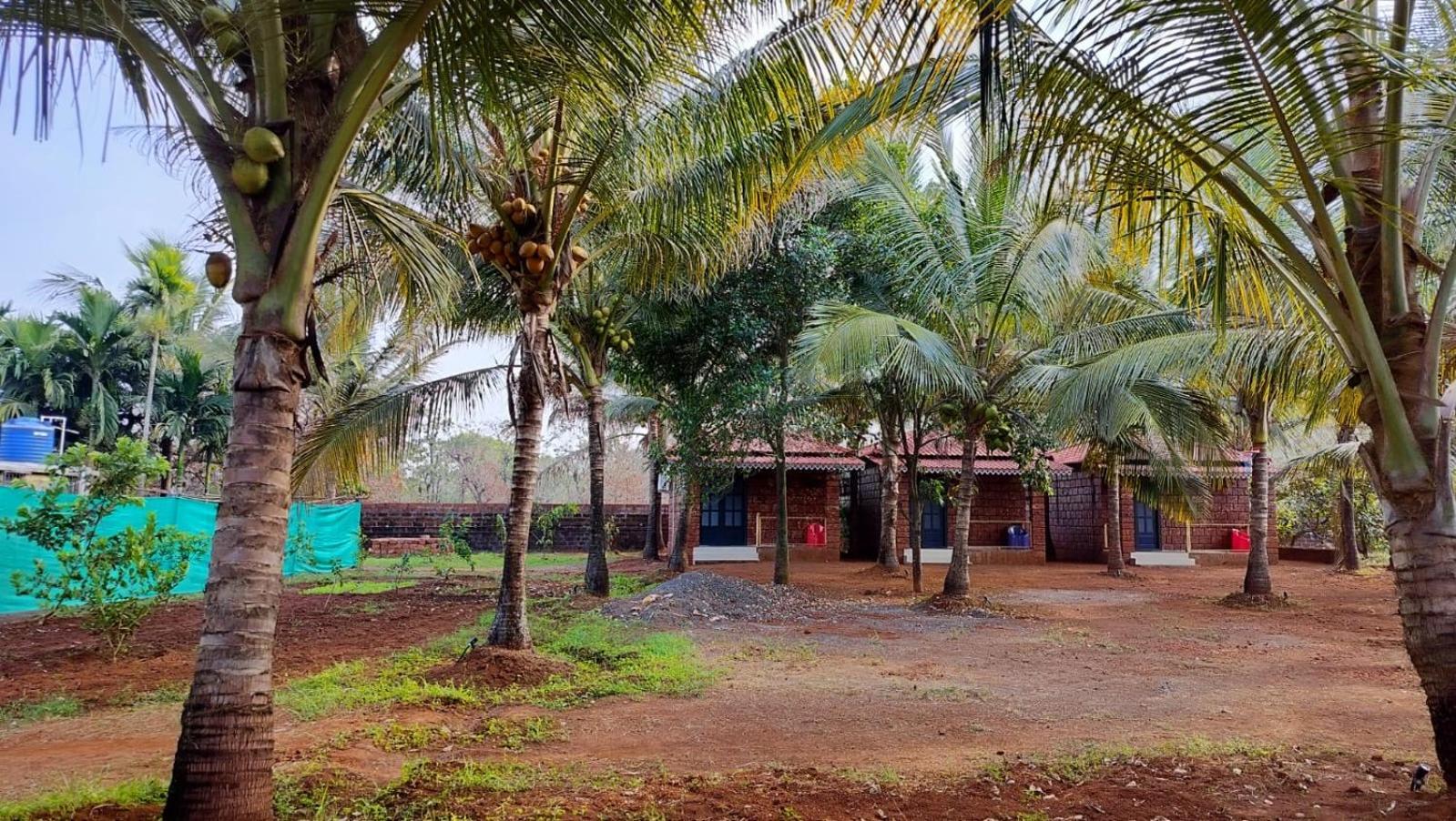 Saka Kadams Home Stay Guhāgar Buitenkant foto